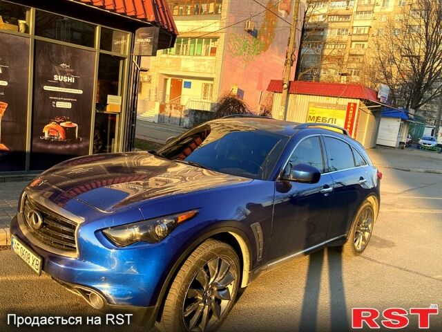 Синий Инфинити ФХ, объемом двигателя 3.5 л и пробегом 340 тыс. км за 15000 $, фото 1 на Automoto.ua