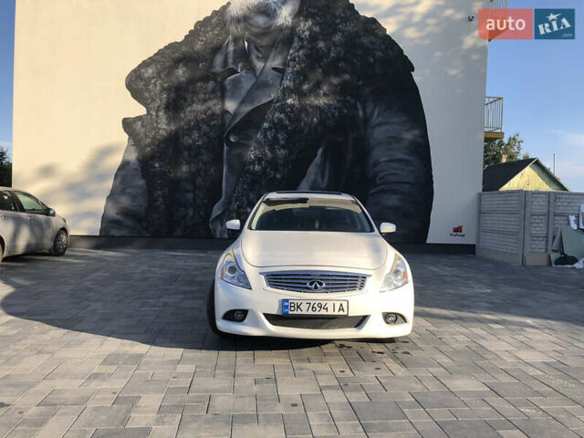 Білий Інфініті Г, об'ємом двигуна 2.5 л та пробігом 186 тис. км за 11200 $, фото 1 на Automoto.ua