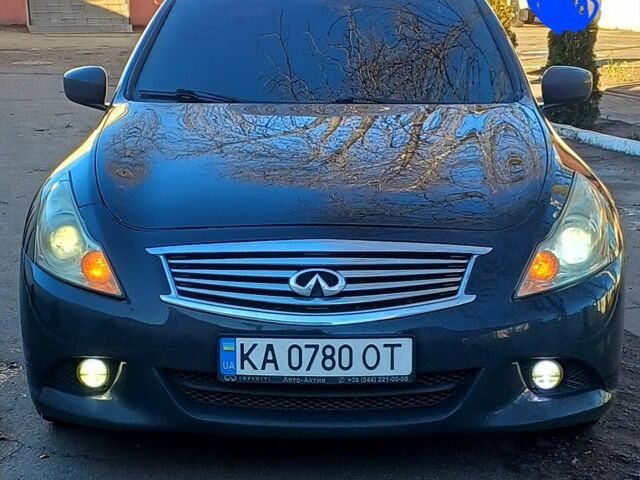 Чорний Інфініті Г, об'ємом двигуна 3.7 л та пробігом 200 тис. км за 11800 $, фото 1 на Automoto.ua