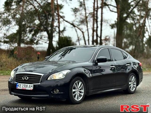 Чорний Інфініті М, об'ємом двигуна 4 л та пробігом 198 тис. км за 12450 $, фото 1 на Automoto.ua