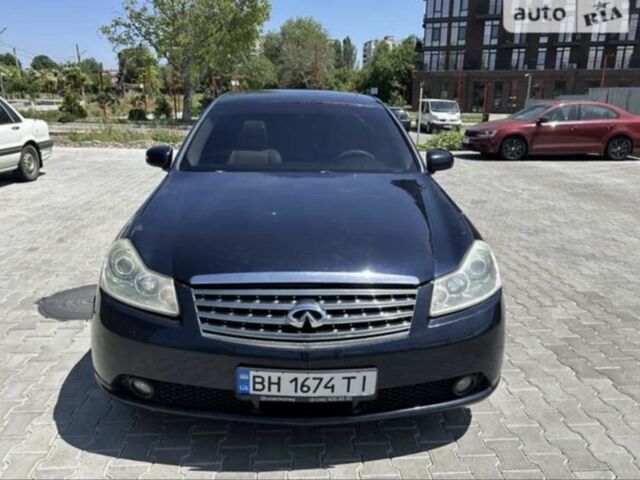 Синій Інфініті М, об'ємом двигуна 3.5 л та пробігом 170 тис. км за 2700 $, фото 1 на Automoto.ua