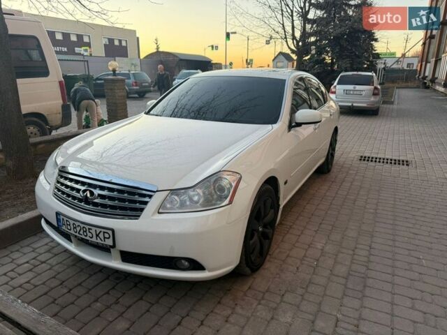 Білий Інфініті M35, об'ємом двигуна 3.5 л та пробігом 200 тис. км за 7000 $, фото 1 на Automoto.ua