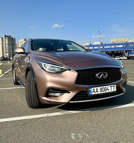 Коричневий Інфініті Q30, об'ємом двигуна 1.6 л та пробігом 86 тис. км за 21999 $, фото 1 на Automoto.ua