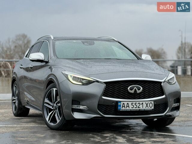 Сірий Інфініті Q30, об'ємом двигуна 1.99 л та пробігом 44 тис. км за 23999 $, фото 1 на Automoto.ua
