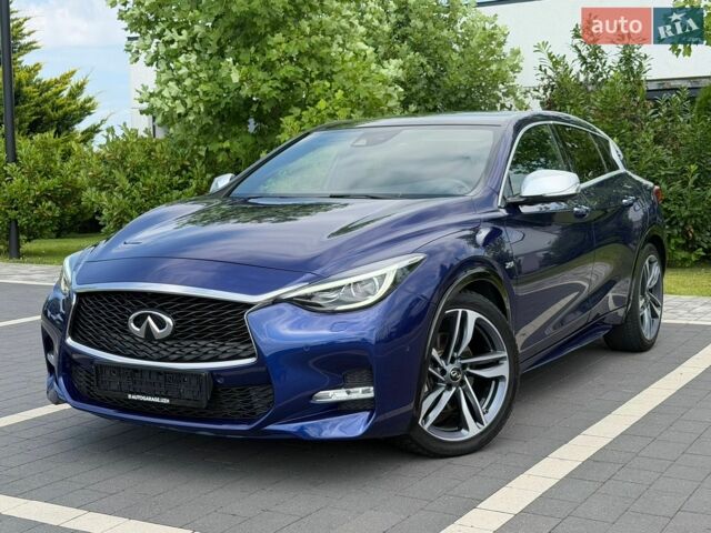 Синій Інфініті Q30, об'ємом двигуна 2 л та пробігом 150 тис. км за 16999 $, фото 1 на Automoto.ua
