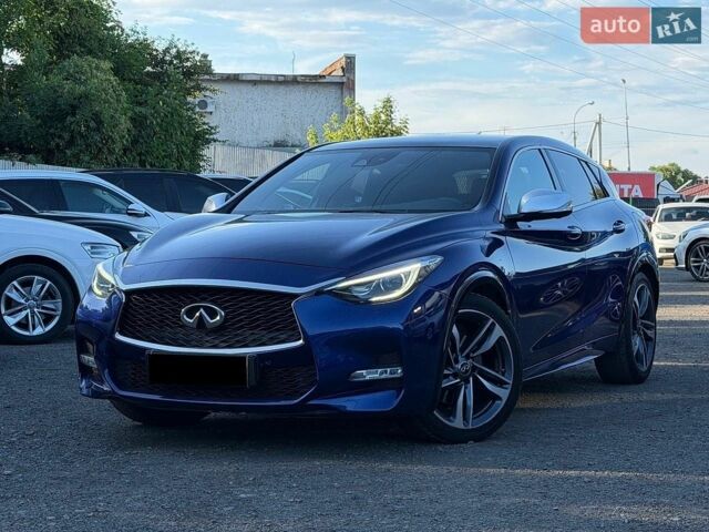 Синий Инфинити Q30, объемом двигателя 2 л и пробегом 160 тыс. км за 16900 $, фото 1 на Automoto.ua