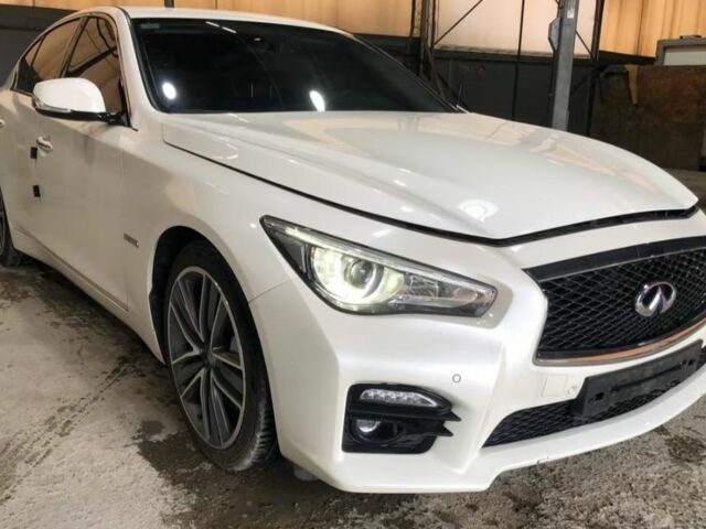 Білий Інфініті Q50, об'ємом двигуна 3.5 л та пробігом 60 тис. км за 16022 $, фото 1 на Automoto.ua