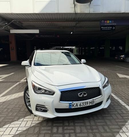 Білий Інфініті Q50, об'ємом двигуна 3.7 л та пробігом 126 тис. км за 13500 $, фото 1 на Automoto.ua