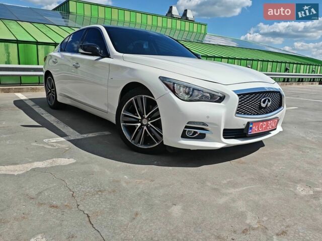 Білий Інфініті Q50, об'ємом двигуна 2.14 л та пробігом 161 тис. км за 13490 $, фото 1 на Automoto.ua