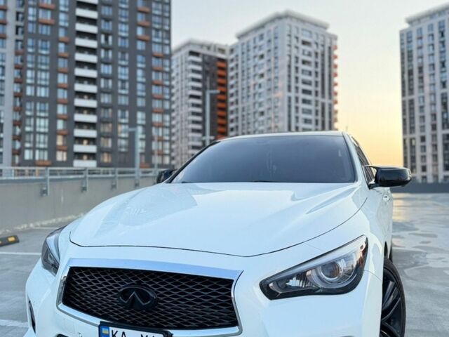 Білий Інфініті Q50, об'ємом двигуна 3 л та пробігом 150 тис. км за 17000 $, фото 1 на Automoto.ua
