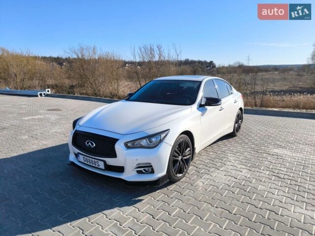 Білий Інфініті Q50, об'ємом двигуна 2.2 л та пробігом 122 тис. км за 15000 $, фото 1 на Automoto.ua