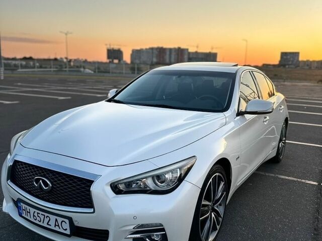 Білий Інфініті Q50, об'ємом двигуна 2.14 л та пробігом 186 тис. км за 13900 $, фото 1 на Automoto.ua