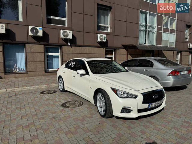 Білий Інфініті Q50, об'ємом двигуна 3 л та пробігом 185 тис. км за 16500 $, фото 1 на Automoto.ua
