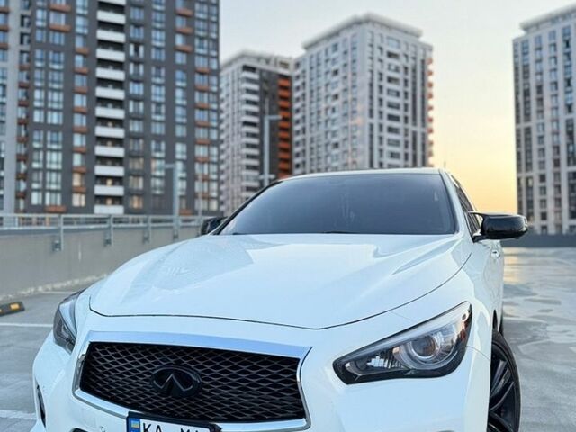 Білий Інфініті Q50, об'ємом двигуна 3 л та пробігом 148 тис. км за 16000 $, фото 1 на Automoto.ua