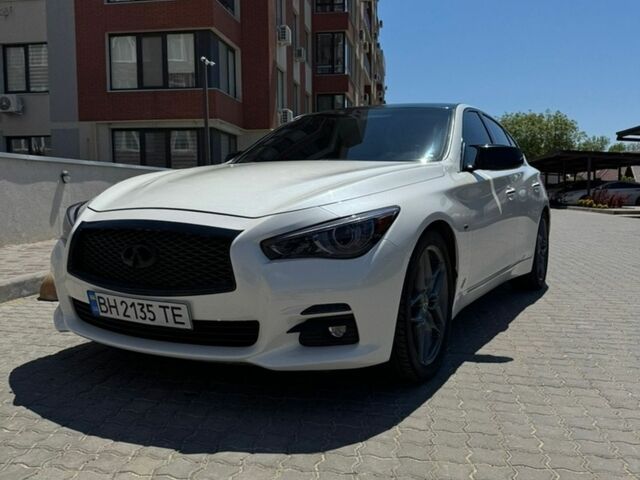 Білий Інфініті Q50, об'ємом двигуна 3 л та пробігом 91 тис. км за 12500 $, фото 1 на Automoto.ua