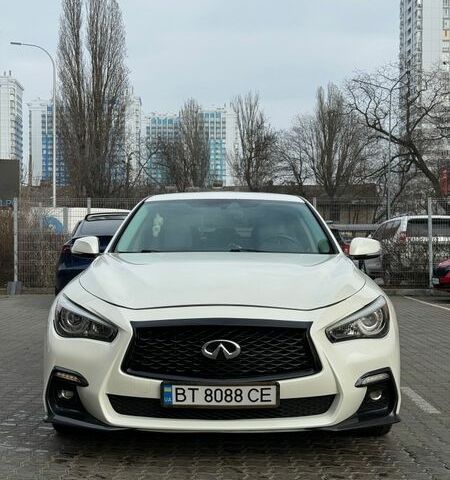Білий Інфініті Q50, об'ємом двигуна 3 л та пробігом 104 тис. км за 16800 $, фото 1 на Automoto.ua