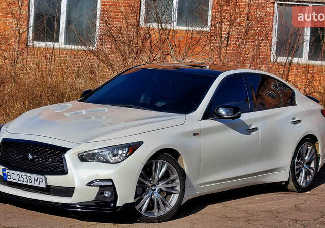 Білий Інфініті Q50, об'ємом двигуна 3 л та пробігом 58 тис. км за 21500 $, фото 1 на Automoto.ua