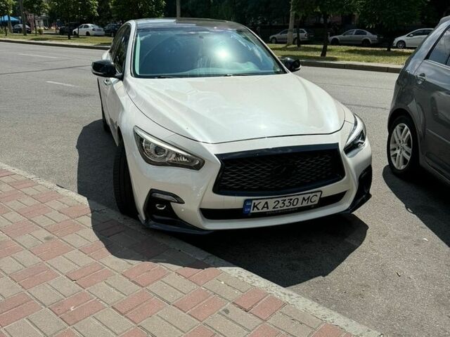 Білий Інфініті Q50, об'ємом двигуна 3 л та пробігом 99 тис. км за 15000 $, фото 1 на Automoto.ua