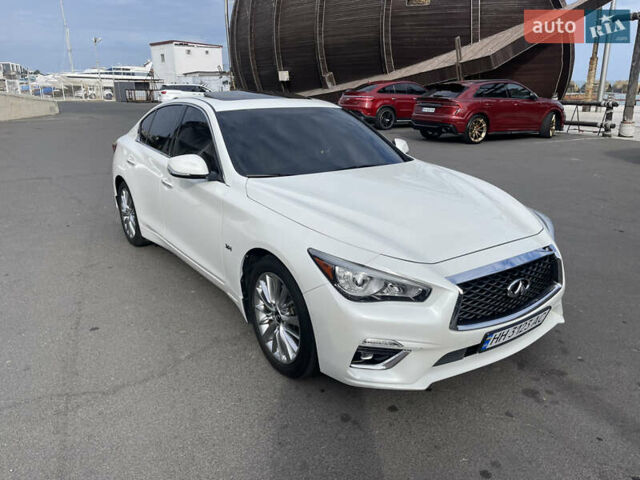 Білий Інфініті Q50, об'ємом двигуна 3 л та пробігом 70 тис. км за 20500 $, фото 1 на Automoto.ua