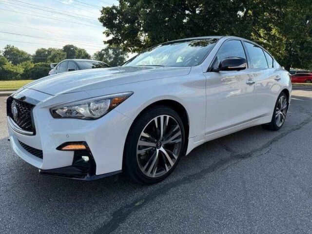 Білий Інфініті Q50, об'ємом двигуна 3 л та пробігом 27 тис. км за 9700 $, фото 1 на Automoto.ua