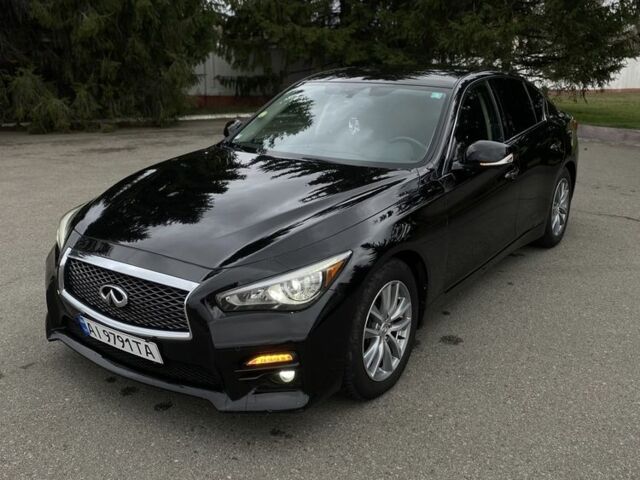 Черный Инфинити Q50, объемом двигателя 2.1 л и пробегом 248 тыс. км за 12700 $, фото 1 на Automoto.ua