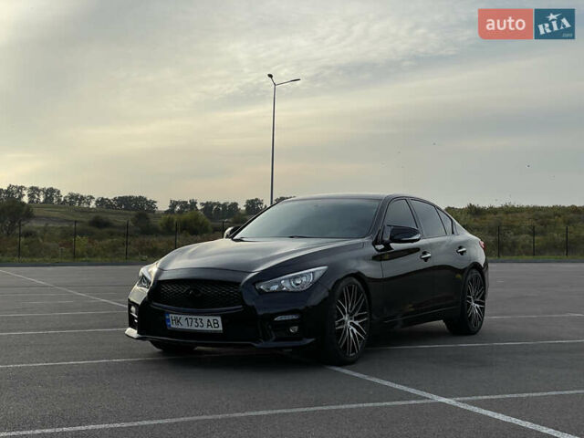 Черный Инфинити Q50, объемом двигателя 3 л и пробегом 155 тыс. км за 16699 $, фото 1 на Automoto.ua