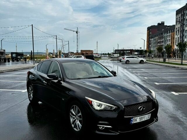 Черный Инфинити Q50, объемом двигателя 3 л и пробегом 180 тыс. км за 13500 $, фото 1 на Automoto.ua