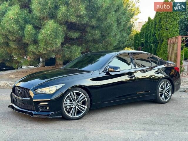 Чорний Інфініті Q50, об'ємом двигуна 3.5 л та пробігом 160 тис. км за 16500 $, фото 1 на Automoto.ua