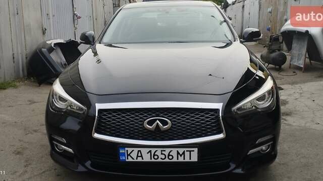 Черный Инфинити Q50, объемом двигателя 3 л и пробегом 200 тыс. км за 18000 $, фото 1 на Automoto.ua