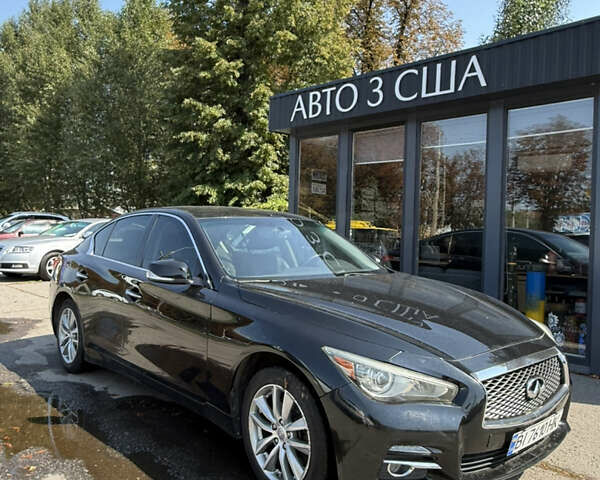 Чорний Інфініті Q50, об'ємом двигуна 1.99 л та пробігом 142 тис. км за 15000 $, фото 1 на Automoto.ua
