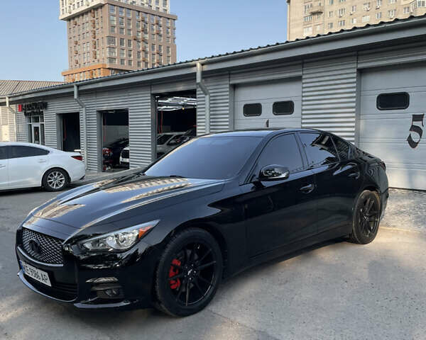 Чорний Інфініті Q50, об'ємом двигуна 3 л та пробігом 151 тис. км за 15000 $, фото 1 на Automoto.ua