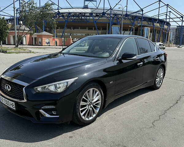 Чорний Інфініті Q50, об'ємом двигуна 1.99 л та пробігом 117 тис. км за 18000 $, фото 1 на Automoto.ua