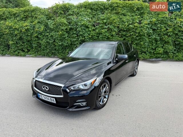Черный Инфинити Q50, объемом двигателя 3 л и пробегом 180 тыс. км за 12500 $, фото 1 на Automoto.ua