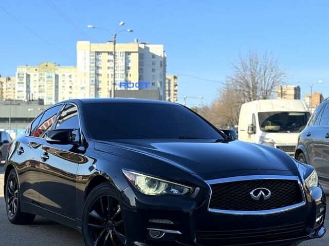 Черный Инфинити Q50, объемом двигателя 3 л и пробегом 134 тыс. км за 17999 $, фото 1 на Automoto.ua