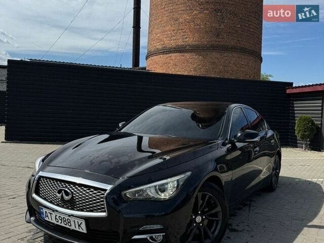 Черный Инфинити Q50, объемом двигателя 3 л и пробегом 130 тыс. км за 13000 $, фото 1 на Automoto.ua
