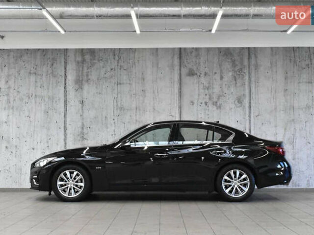 Черный Инфинити Q50, объемом двигателя 1.99 л и пробегом 85 тыс. км за 15000 $, фото 1 на Automoto.ua