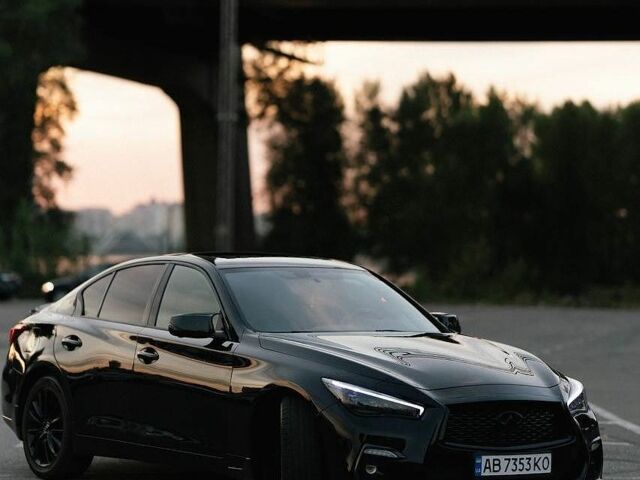Чорний Інфініті Q50, об'ємом двигуна 3 л та пробігом 73 тис. км за 17300 $, фото 1 на Automoto.ua