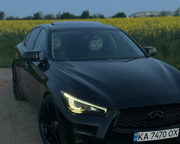 Черный Инфинити Q50, объемом двигателя 3 л и пробегом 85 тыс. км за 22500 $, фото 1 на Automoto.ua