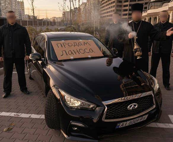 Чорний Інфініті Q50, об'ємом двигуна 3 л та пробігом 82 тис. км за 23000 $, фото 1 на Automoto.ua
