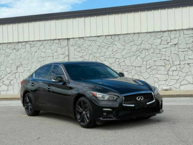 Черный Инфинити Q50, объемом двигателя 3 л и пробегом 71 тыс. км за 5400 $, фото 1 на Automoto.ua