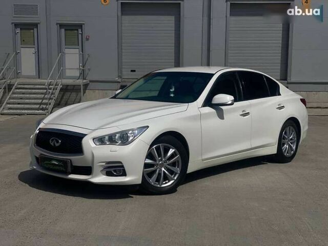 Инфинити Q50, объемом двигателя 2 л и пробегом 171 тыс. км за 16490 $, фото 1 на Automoto.ua
