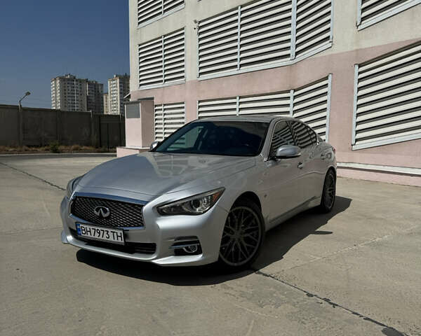 Серый Инфинити Q50, объемом двигателя 3.7 л и пробегом 188 тыс. км за 13500 $, фото 1 на Automoto.ua