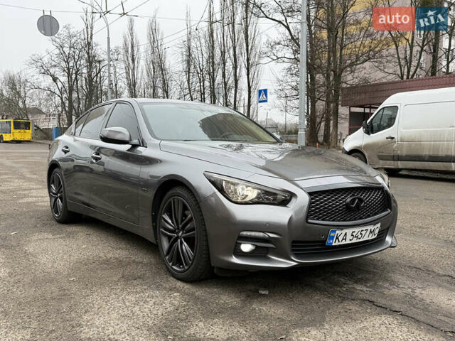 Сірий Інфініті Q50, об'ємом двигуна 2.14 л та пробігом 245 тис. км за 14000 $, фото 1 на Automoto.ua