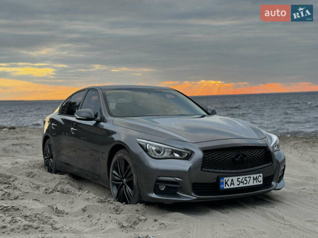Сірий Інфініті Q50, об'ємом двигуна 2.14 л та пробігом 210 тис. км за 15299 $, фото 1 на Automoto.ua
