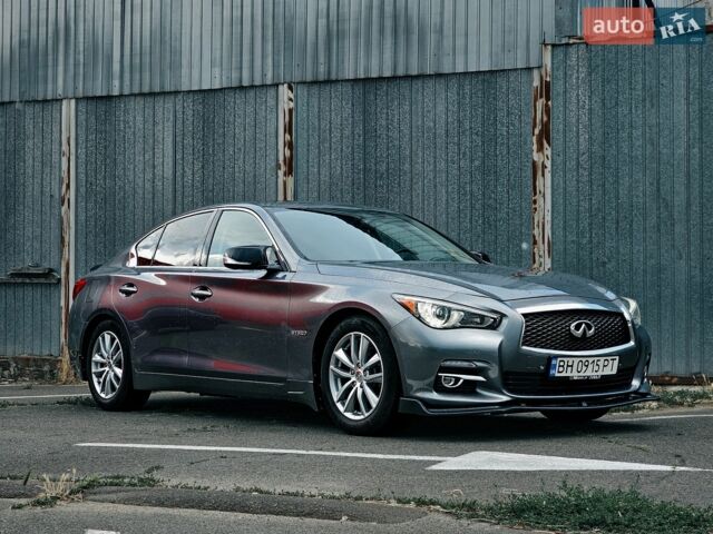 Серый Инфинити Q50, объемом двигателя 3.5 л и пробегом 164 тыс. км за 12900 $, фото 1 на Automoto.ua