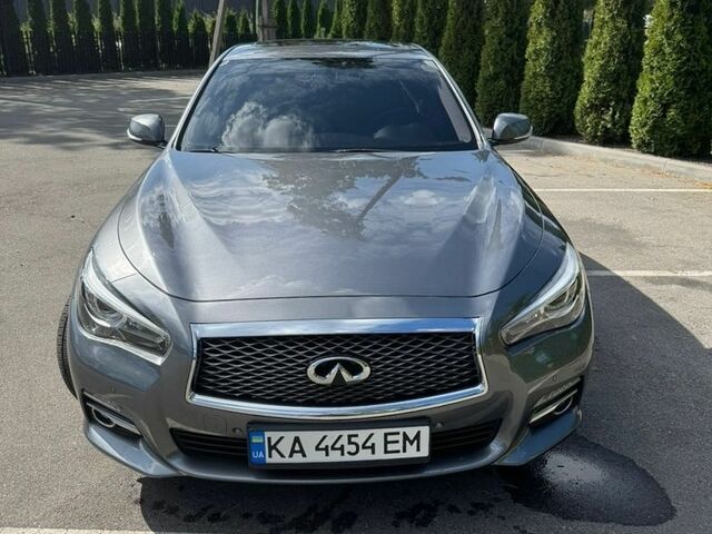 Серый Инфинити Q50, объемом двигателя 2.14 л и пробегом 126 тыс. км за 14400 $, фото 1 на Automoto.ua