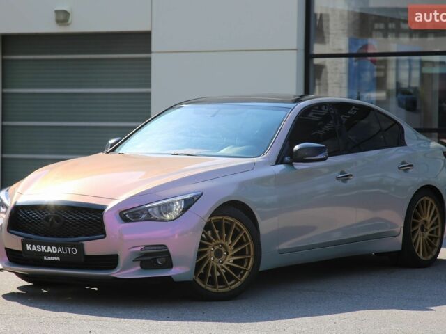 Сірий Інфініті Q50, об'ємом двигуна 3.7 л та пробігом 230 тис. км за 12500 $, фото 1 на Automoto.ua