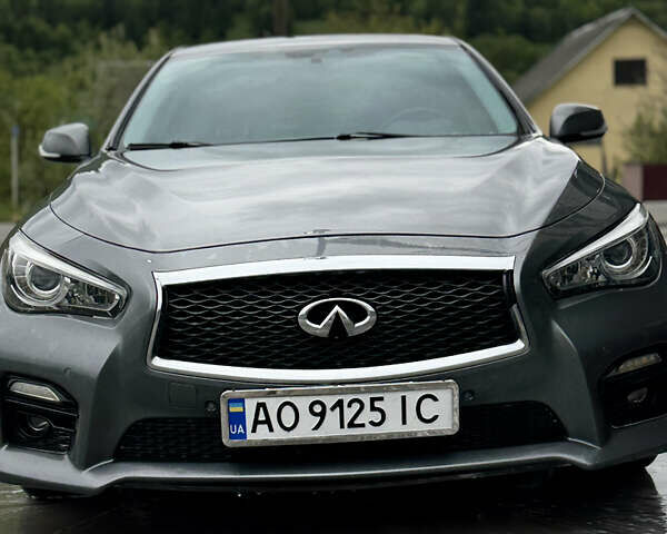 Серый Инфинити Q50, объемом двигателя 2.14 л и пробегом 107 тыс. км за 15499 $, фото 1 на Automoto.ua