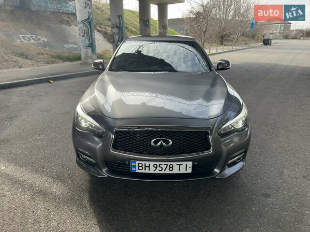Серый Инфинити Q50, объемом двигателя 2.14 л и пробегом 180 тыс. км за 15400 $, фото 1 на Automoto.ua
