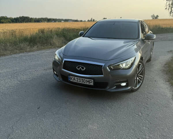Серый Инфинити Q50, объемом двигателя 2.14 л и пробегом 286 тыс. км за 14200 $, фото 1 на Automoto.ua